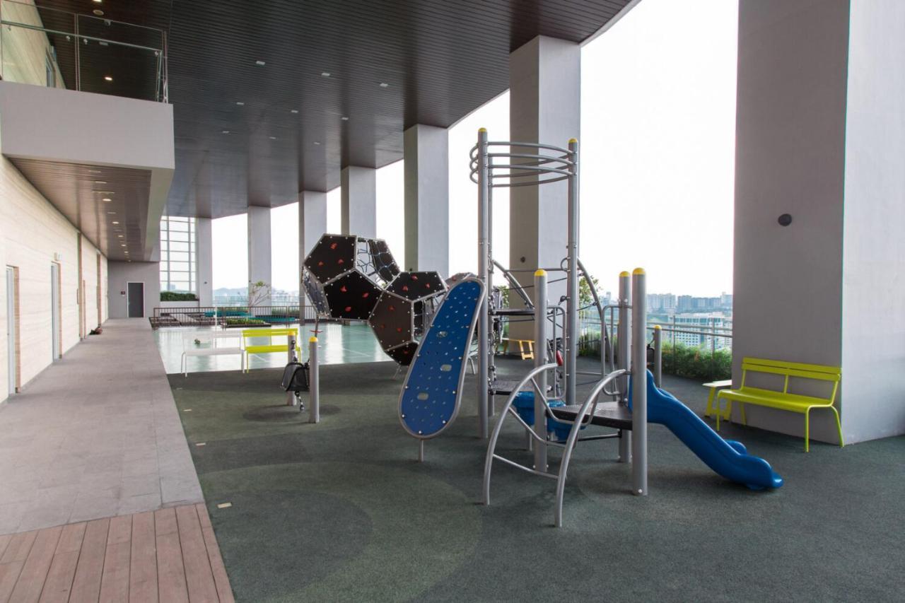 Kampong Baharu Sungai Way The Azure Residences מראה חיצוני תמונה