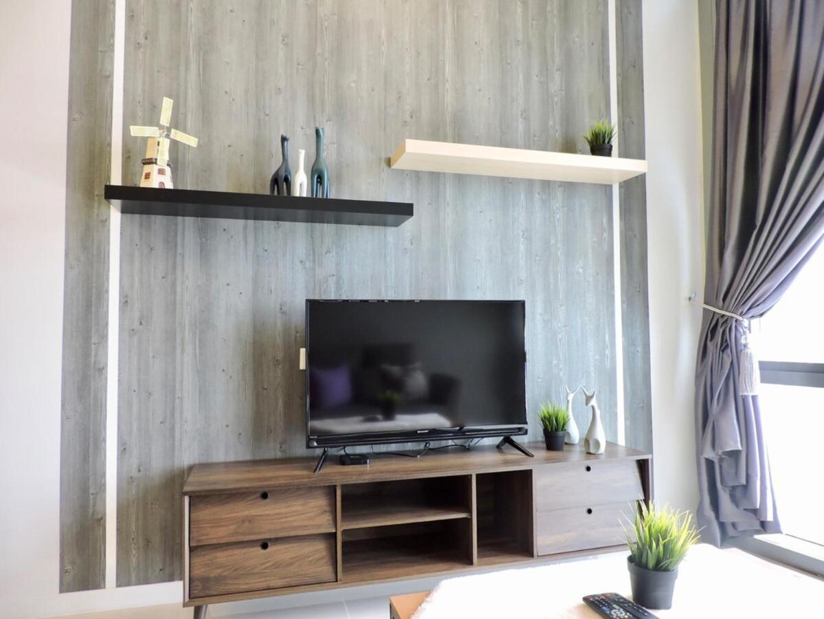 Kampong Baharu Sungai Way The Azure Residences מראה חיצוני תמונה